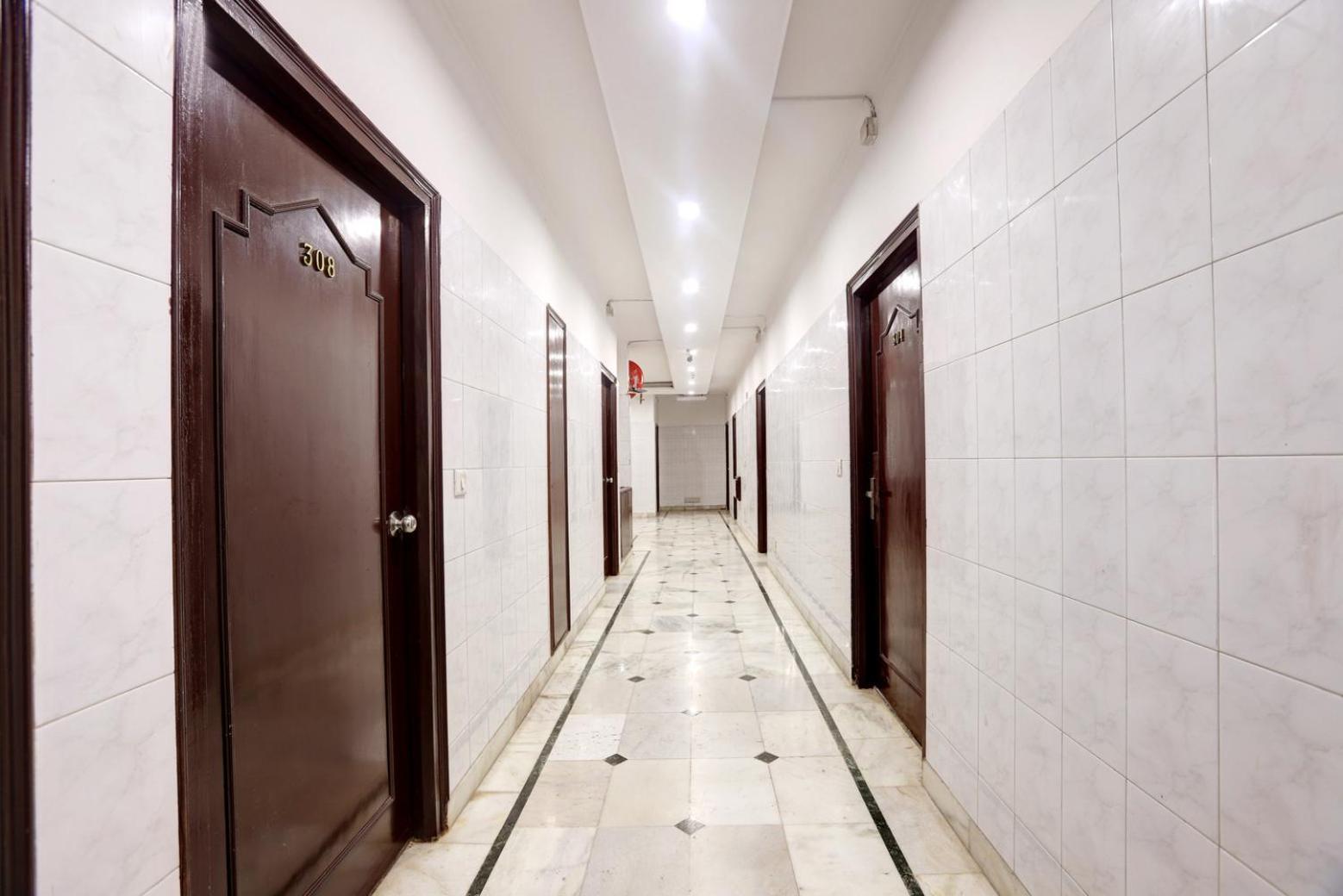 Hotel Delhi Darbar Esterno foto
