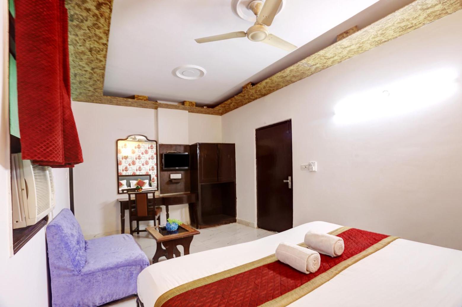 Hotel Delhi Darbar Esterno foto