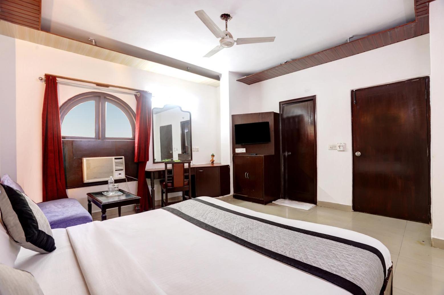 Hotel Delhi Darbar Esterno foto
